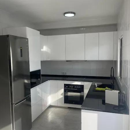 Oasis Montana Roja פלאיה בלנקה