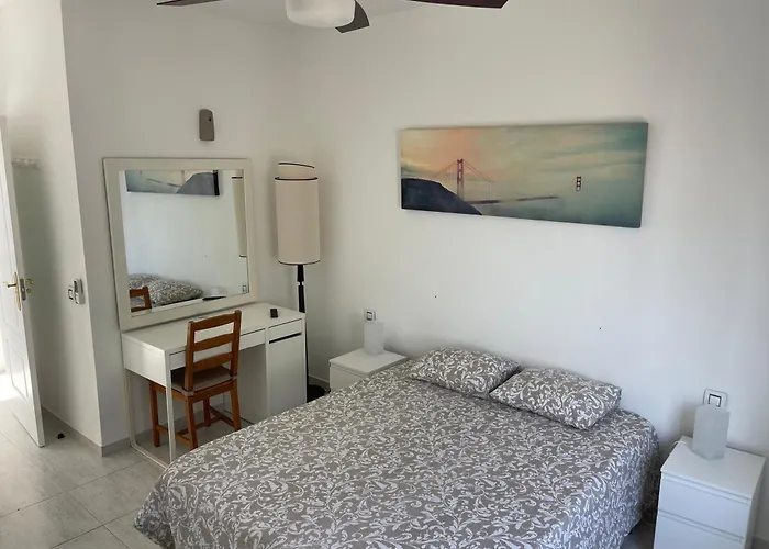 Oasis Montana Roja * פלאיה בלנקה